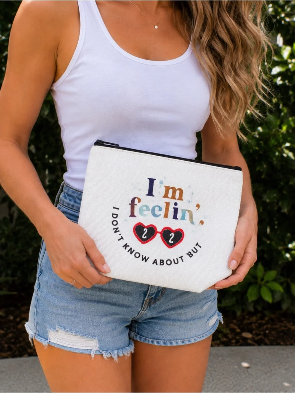 NWOT “I’m Feelin’ 22” Taylor Swift Inspired Cosmetic Makeup Bag